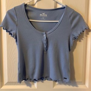 Hollister short sleeved shirt
